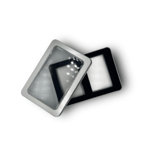 voorbeeld blik geschikt voor 2 stok speelkaarten.