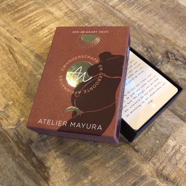 G E B O O R T E  A F F I R M A T I E  Gefeliciteerd @ateliermayura met jullie prachtige "Geboorte Affirmatie" kaartspel!  Deze prachtig vormgegeven affirmatie kaarten kun je gebruiken tijdens de zwangerschap en ter voorbereiding op de bevalling. Meer informatie kun je vinden via @ateliermayura!
